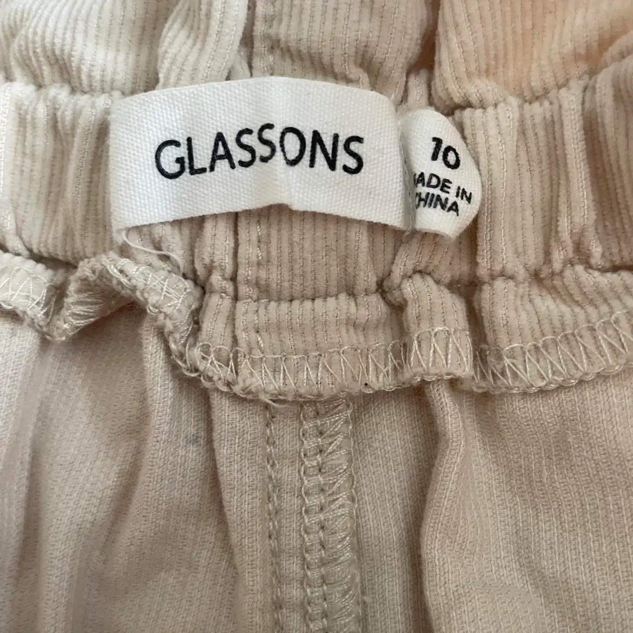 Glassons beige corduroy shorts size 10 – photo 4