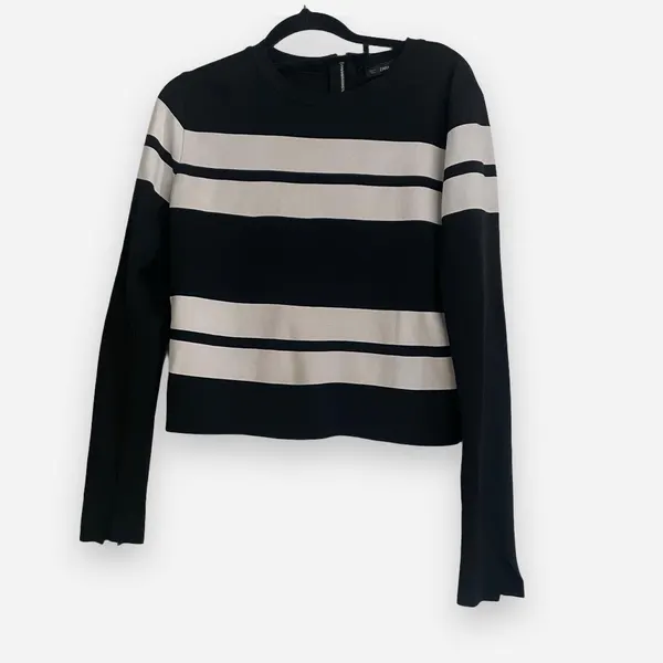 Zara knit black and white horizontal striped crop sweater size L