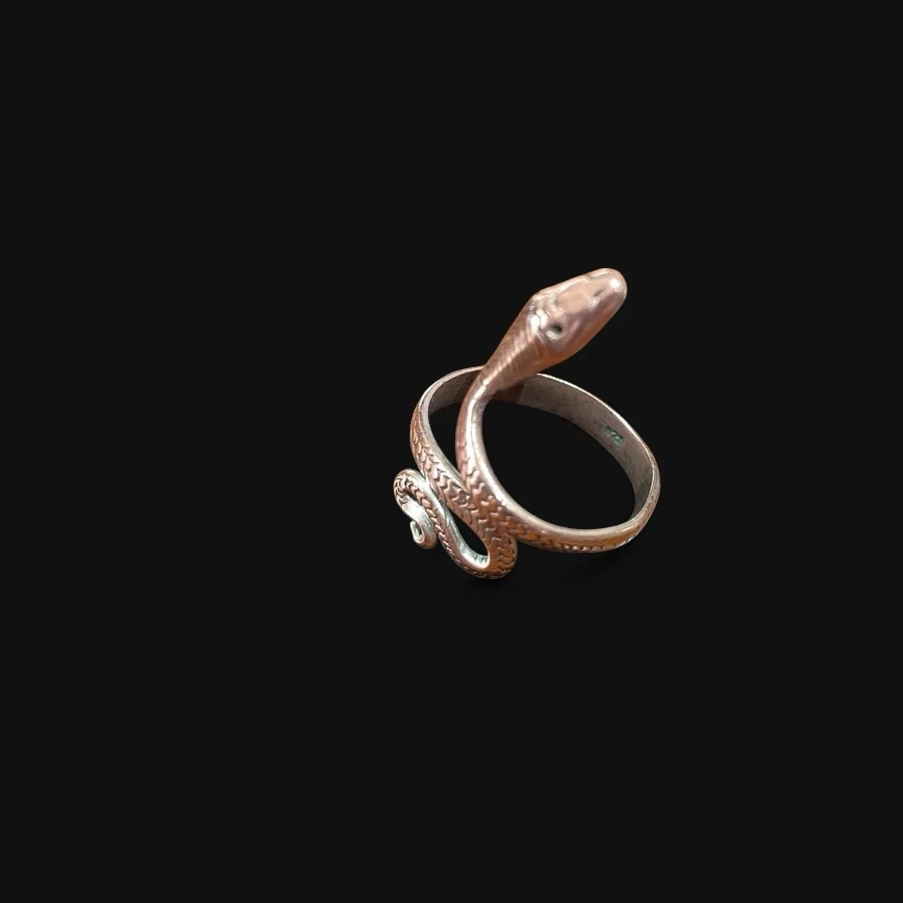 Y2K Copper Snake Ring with textured scales – photo 3