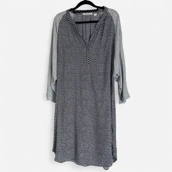 Trenery Navy & Sage Green  contrast geometric shift dress