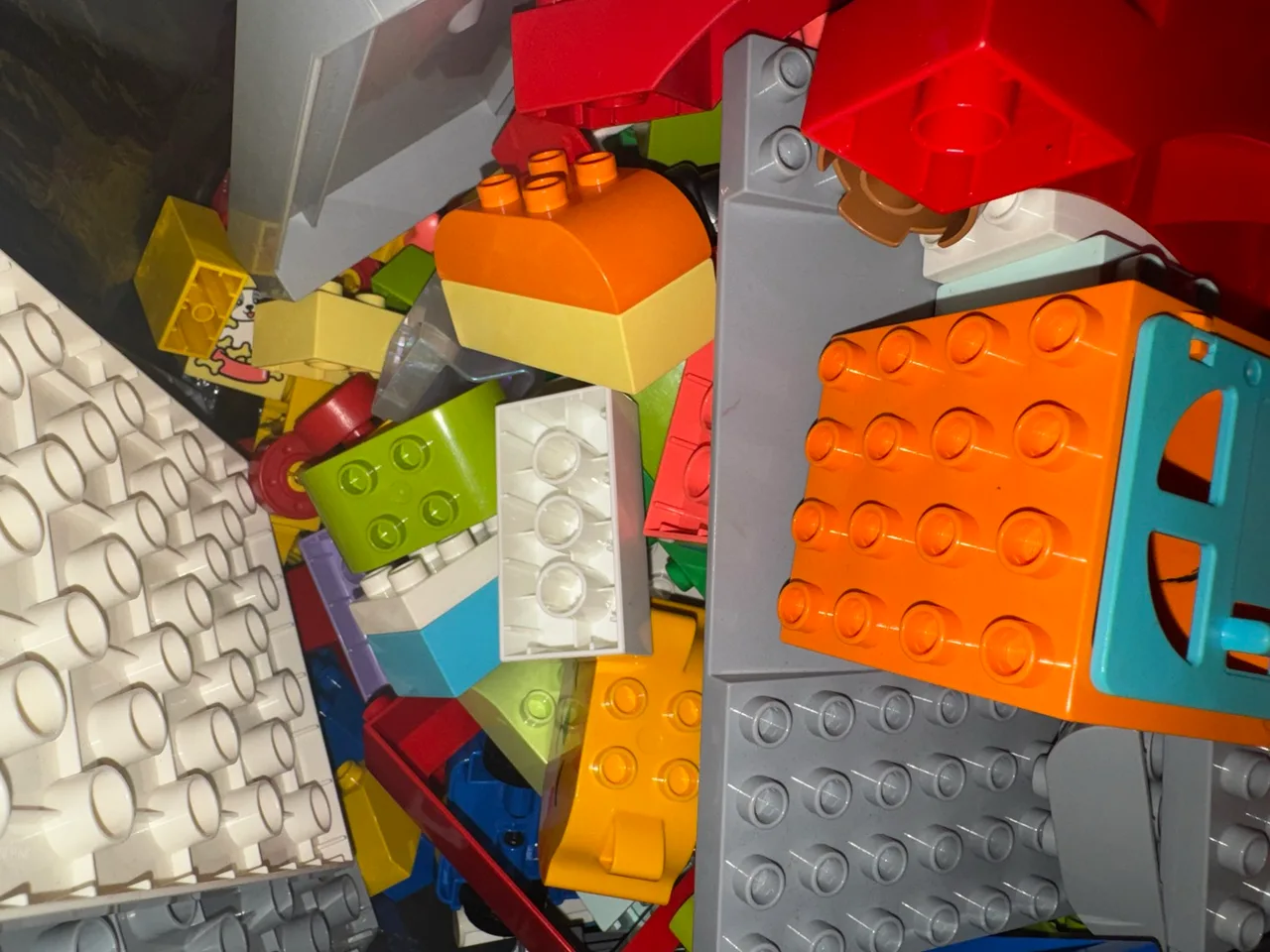 Huge bag of duplo. Over 5kgs — photo 6