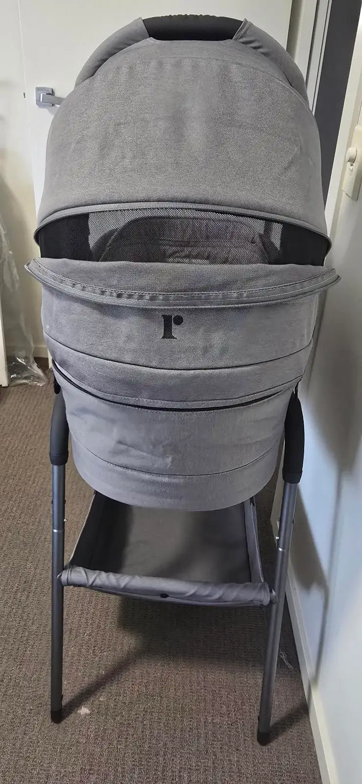 RedsBaby Bassinet, Stand & adapters. – photo 6