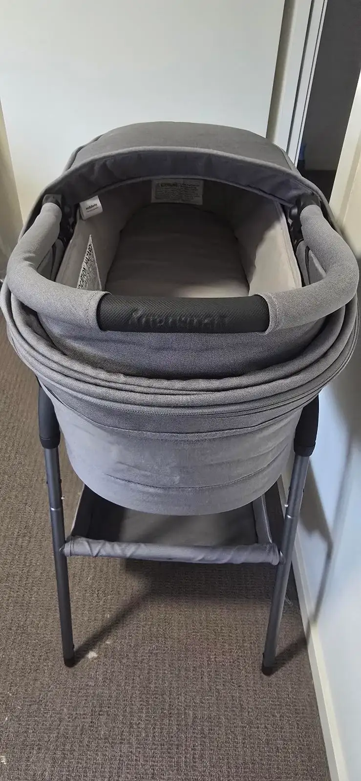 RedsBaby Bassinet, Stand & adapters. – photo 3