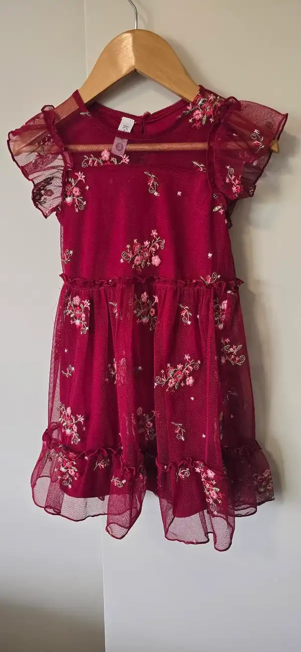 Burgundy girls dress size 3
