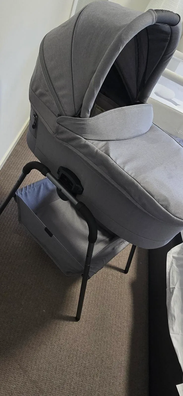 RedsBaby Bassinet, Stand & adapters. – photo 10