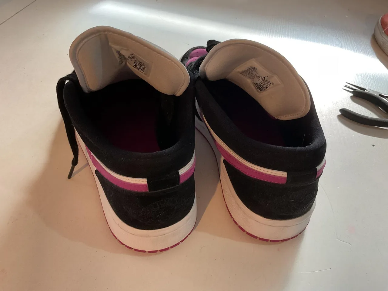 Limited edition Jordan 1 Mid "Black Cactus" — photo 2