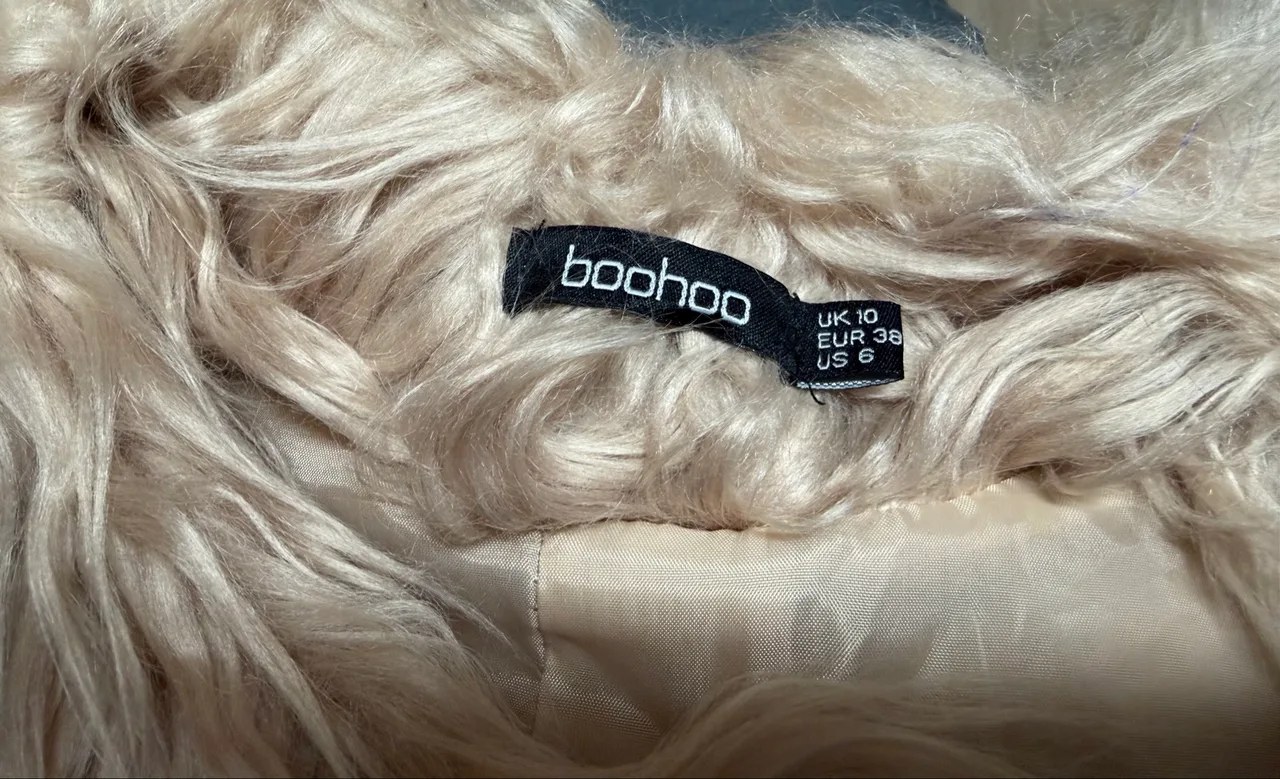 Boohoo Shaggy Faux Fur Jacket Size 10 — photo 2