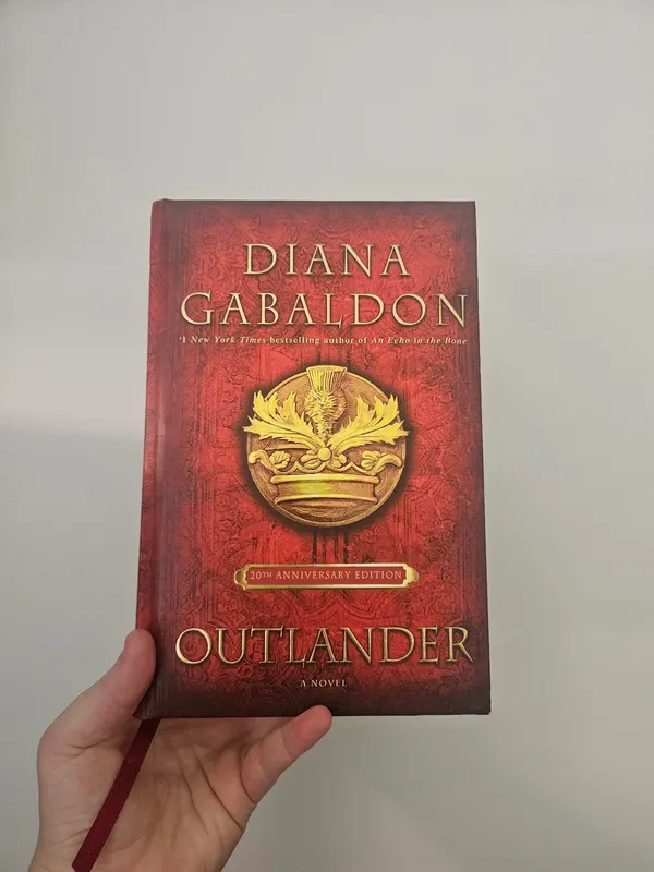 Outlander (20th Anniversary Collector's Edition): A Novel by Diana Gabaldon