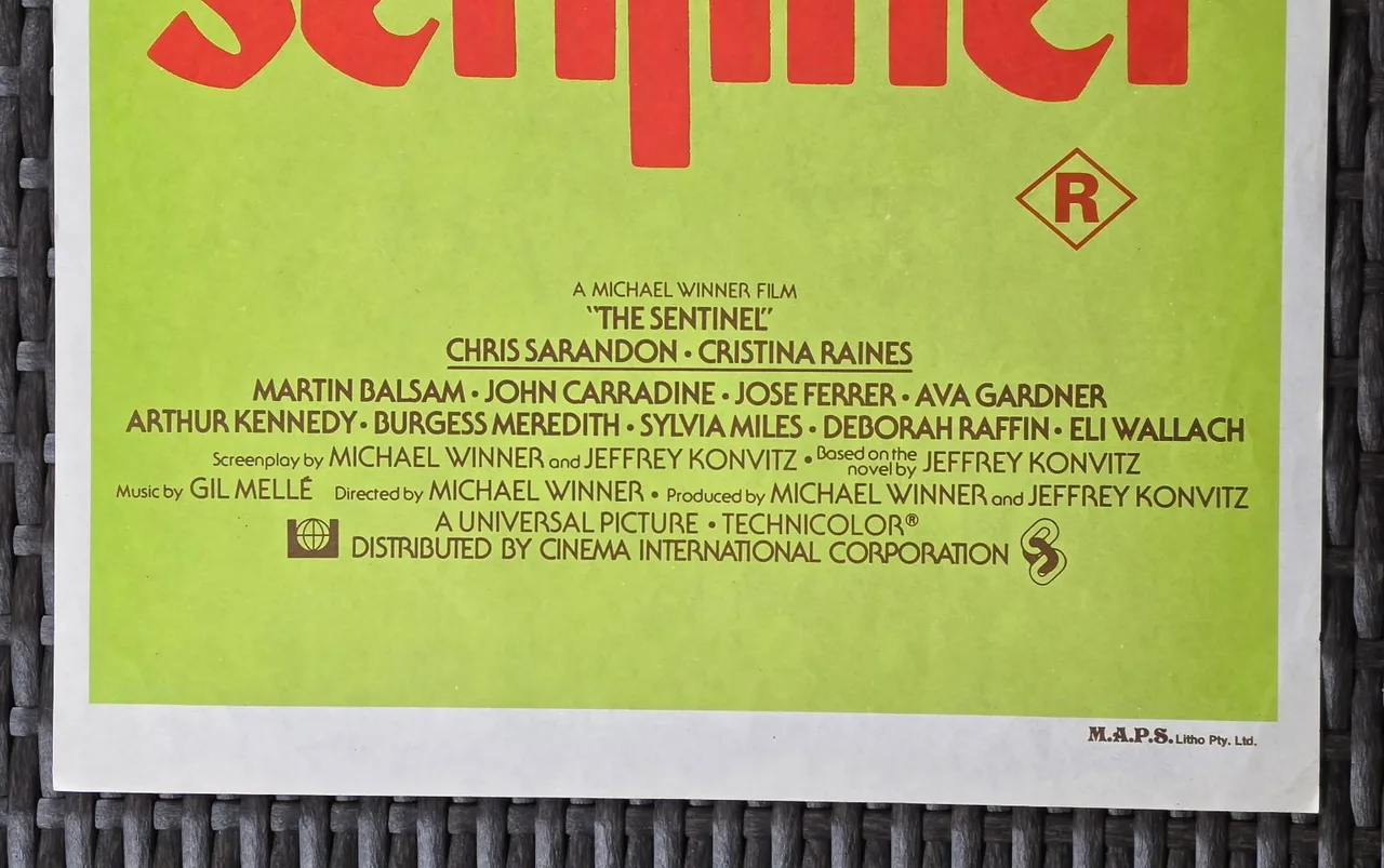 The Sentinel 1977 Original Australian Daybill Horror Movie Poster — photo 6
