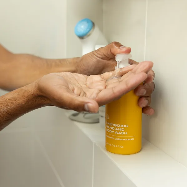 MYNuDay360™ Energizing Hand and Body Wash 10 X — photo 5