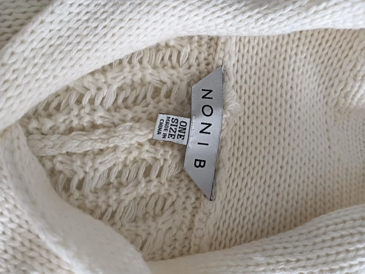 Women's Knitted Poncho – photo 6