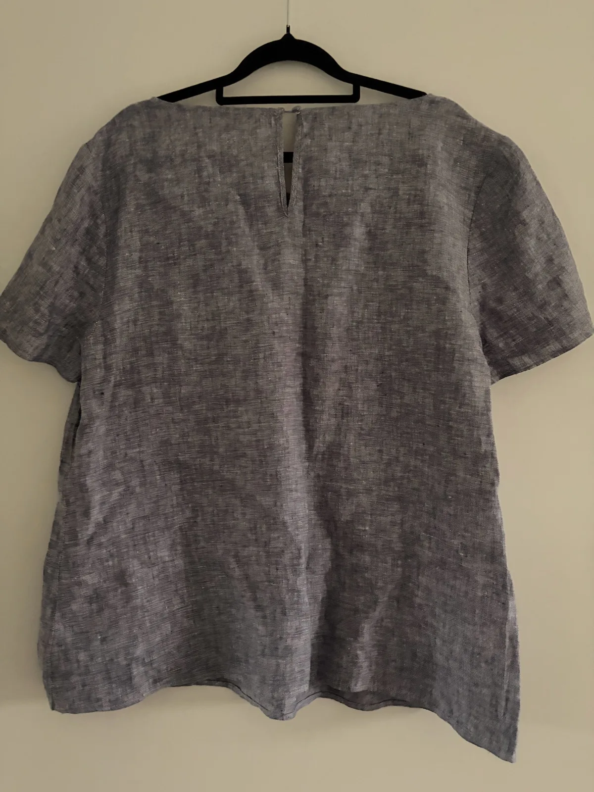 Jacquie 100% Linen top - size 18 — photo 2