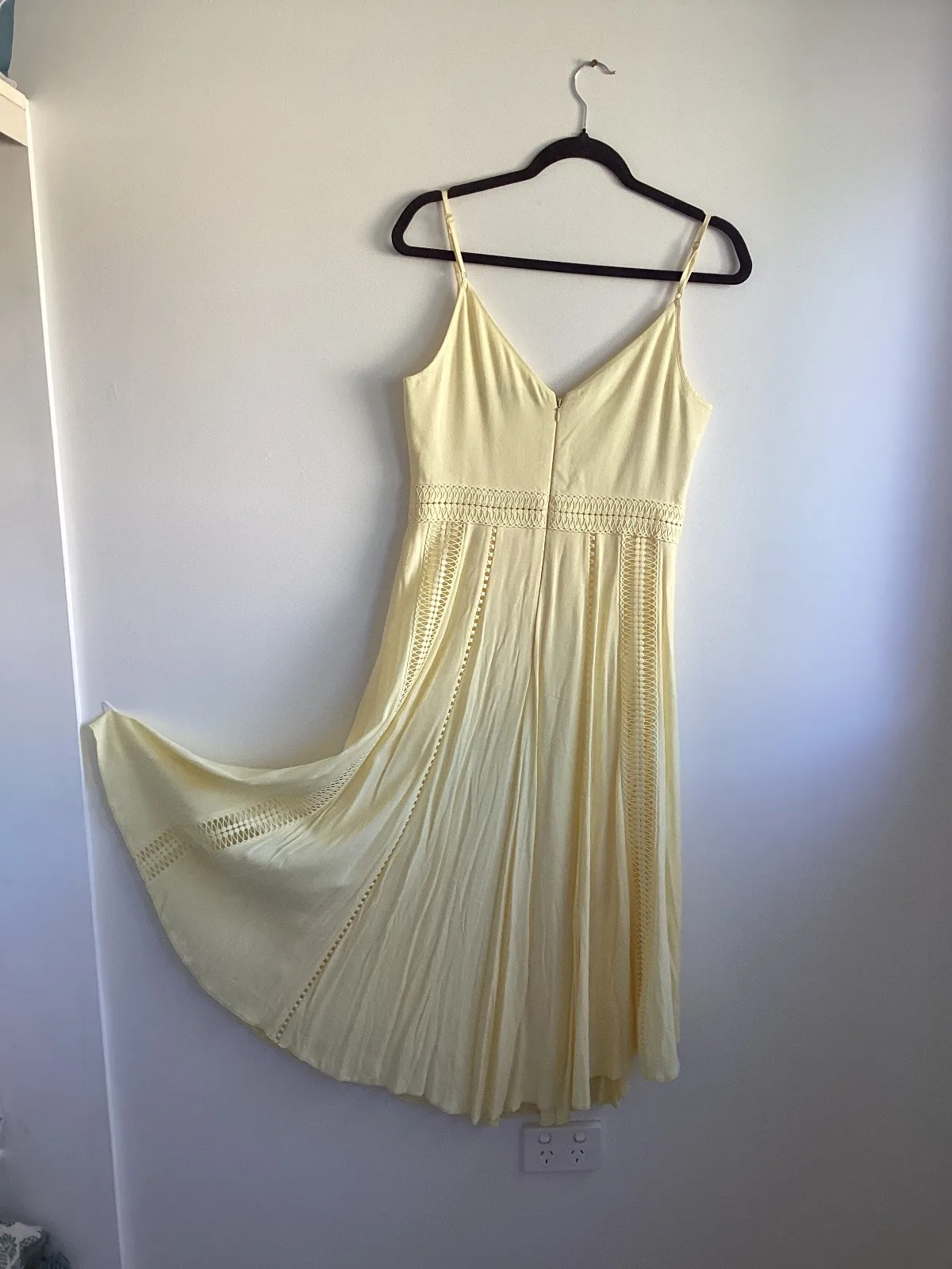 Forever New beautiful dress Size 10 New without tags — photo 2