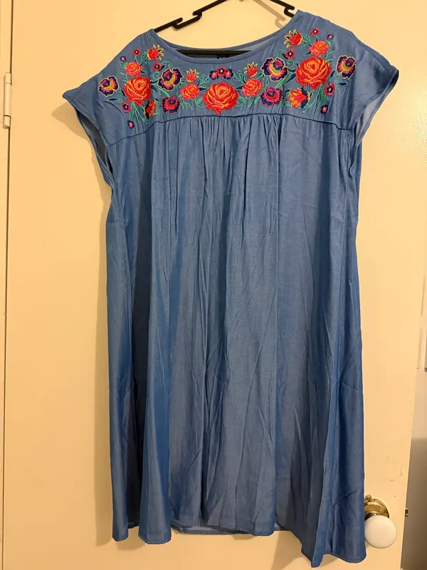 Women’s dress