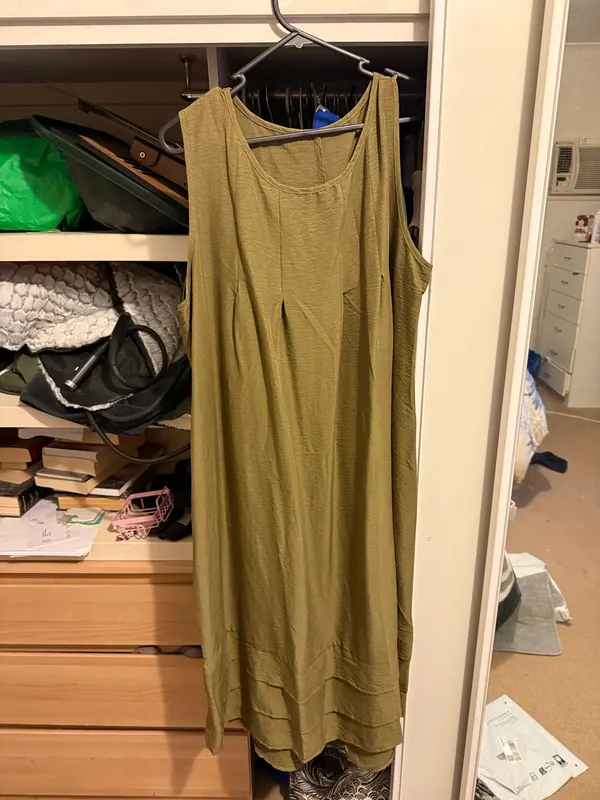 Green shift dress silk like feel