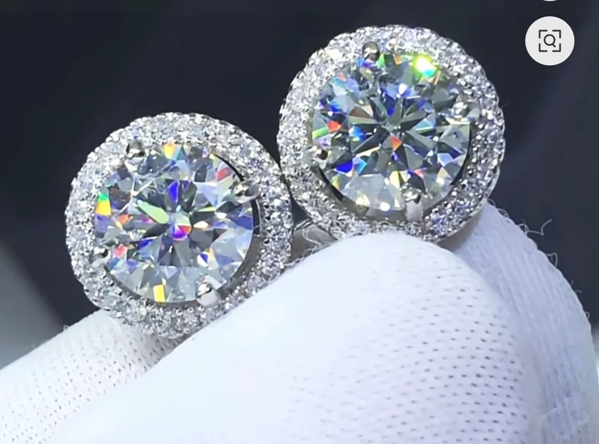 Diamond earrings – photo 2