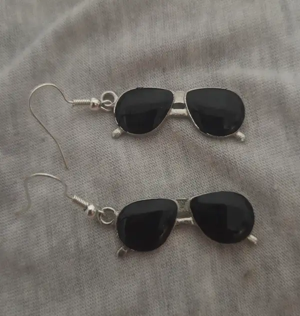 Aviator style earings
