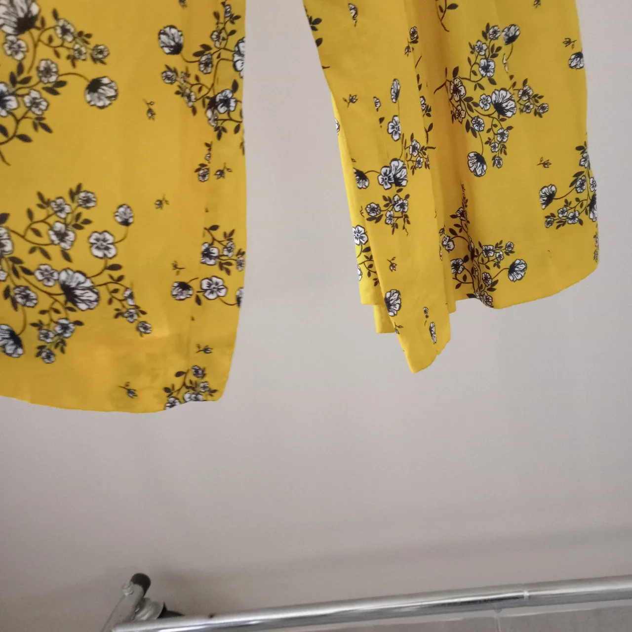 Seed Heritage Yellow Floral Jumpsuit Women's Size 6 Off Shoulder Wide Leg — photo 7