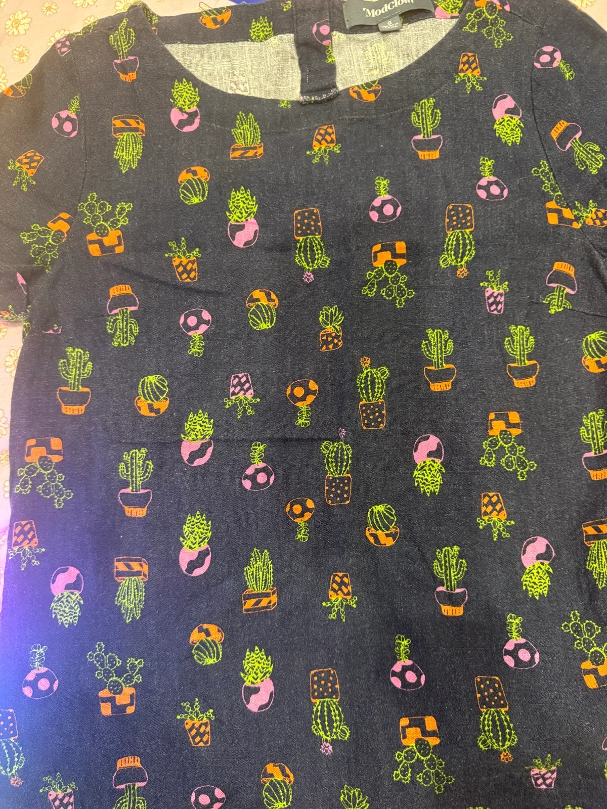 ModCloth ladies linen cactus top — photo 5