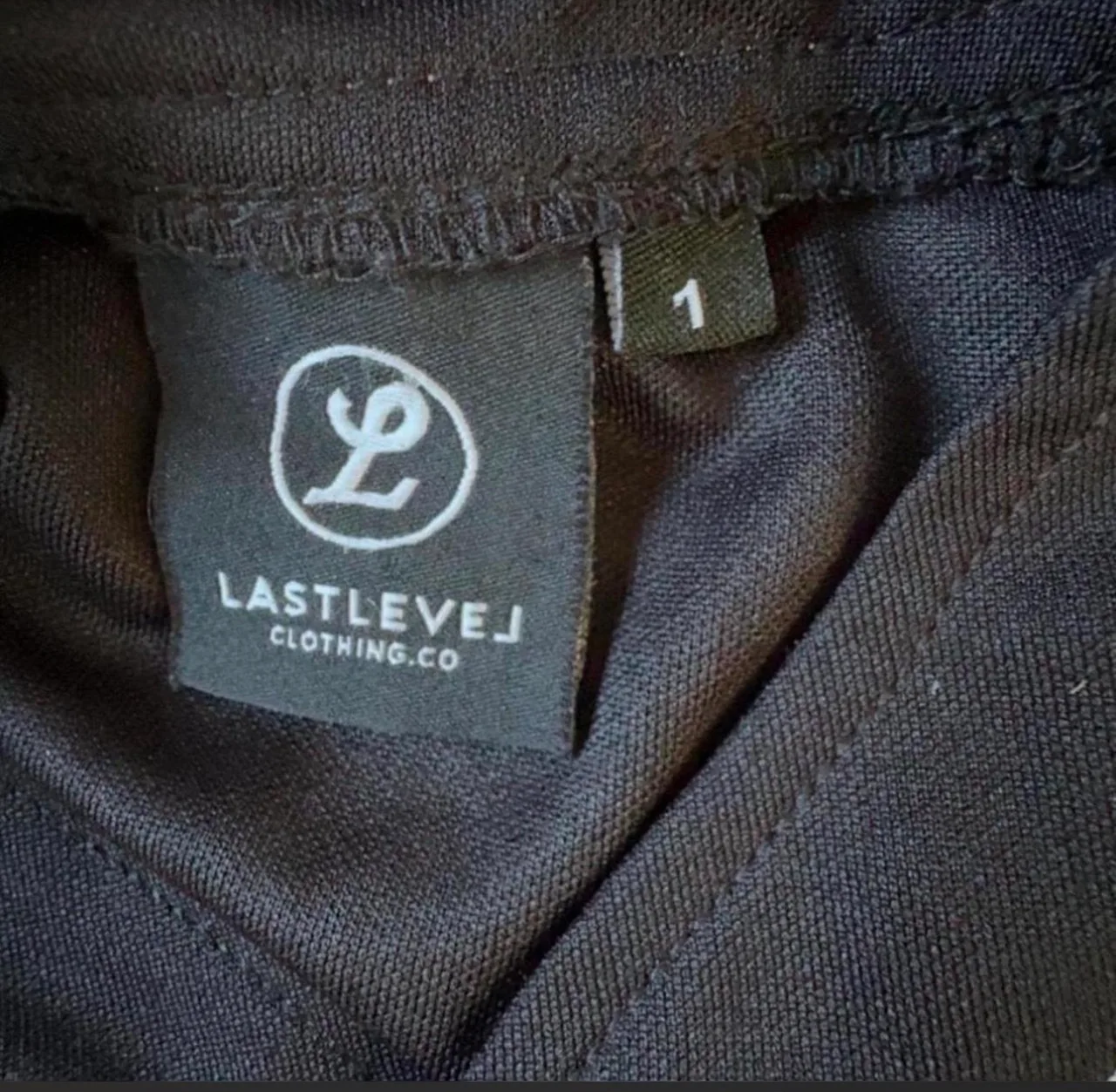 Kids black sz 1 jersey lastlevel — photo 4