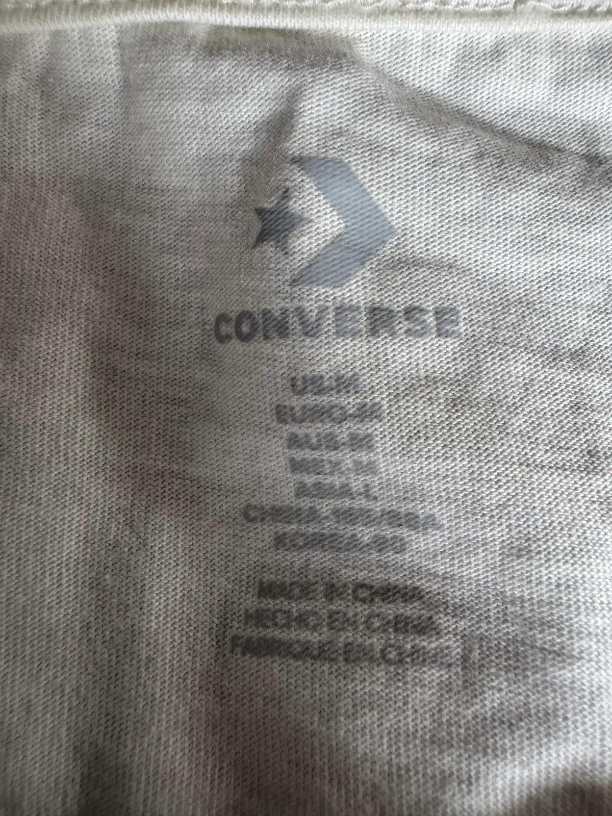 Converse women’s tshirt boxy fit sz S – photo 3