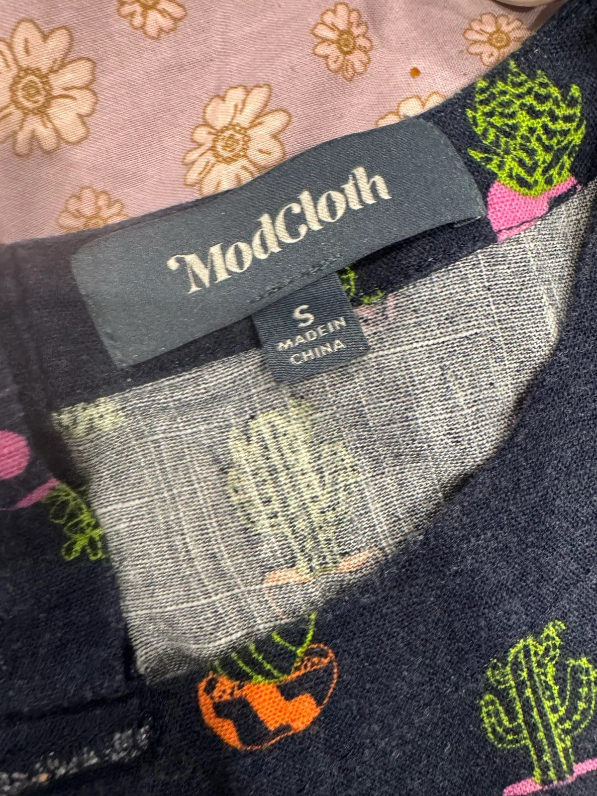 ModCloth ladies linen cactus top — photo 4
