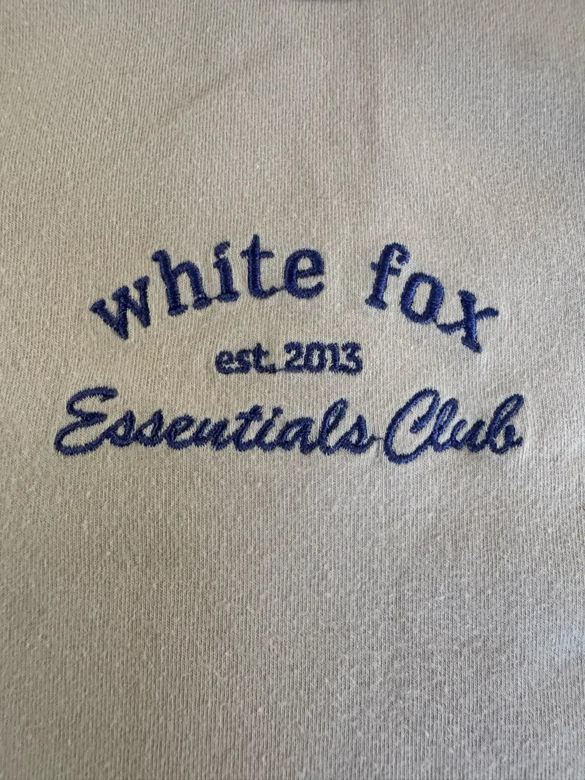 White fox tank crop top Sz XS – photo 3