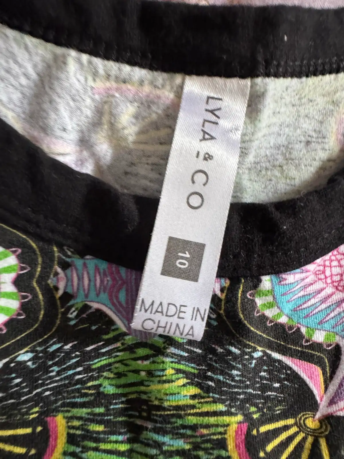 Lyla&co halter crop boho sz 10 top – photo 4