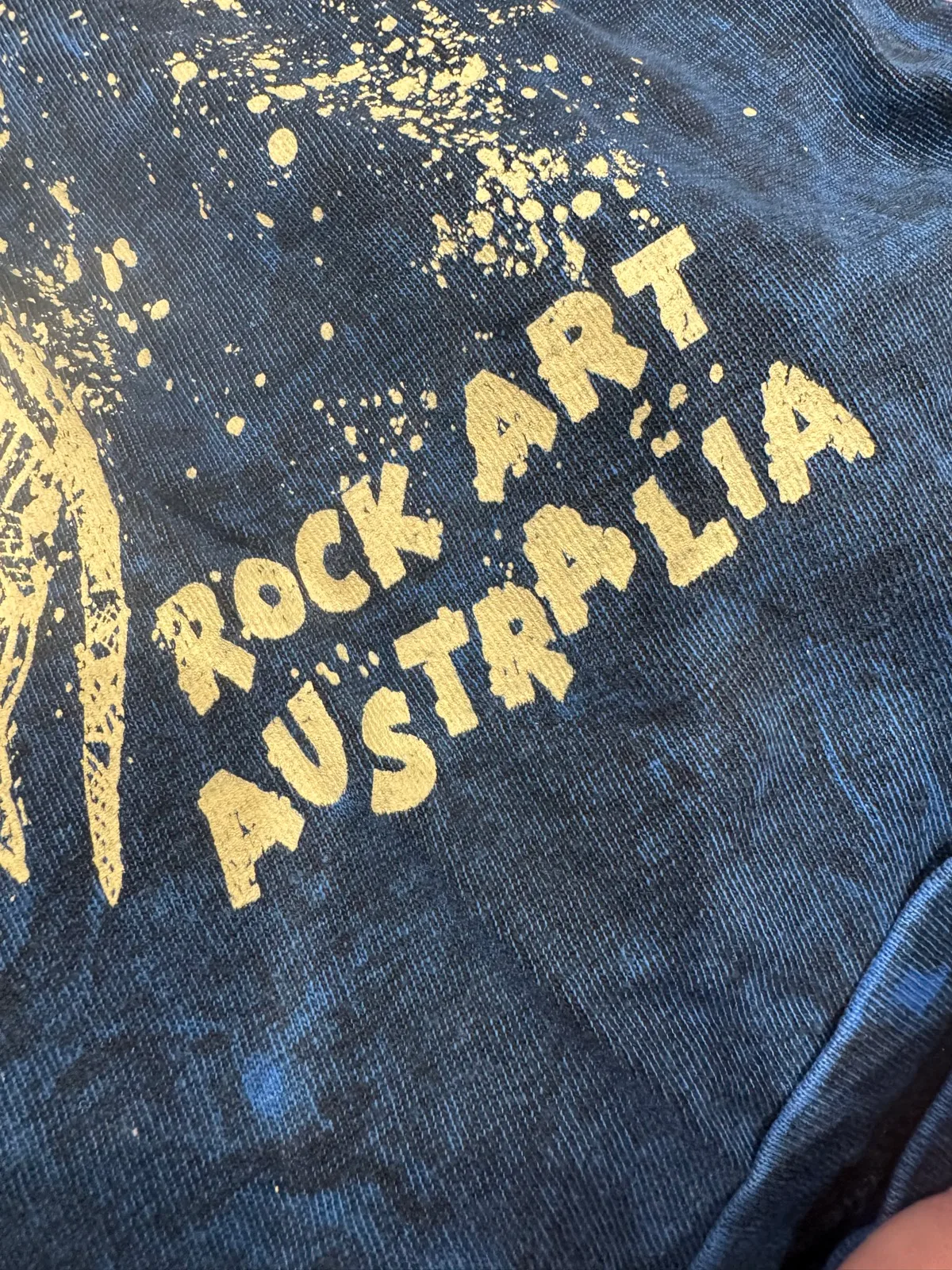 Vintage Aboriginal rock art tshirt — photo 2