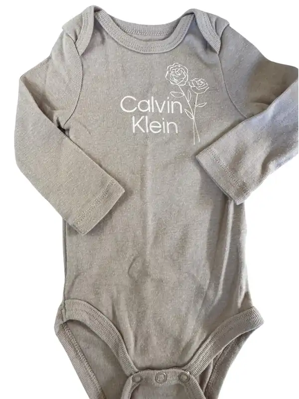 Calvin Klein L/S baby girls onesie pink