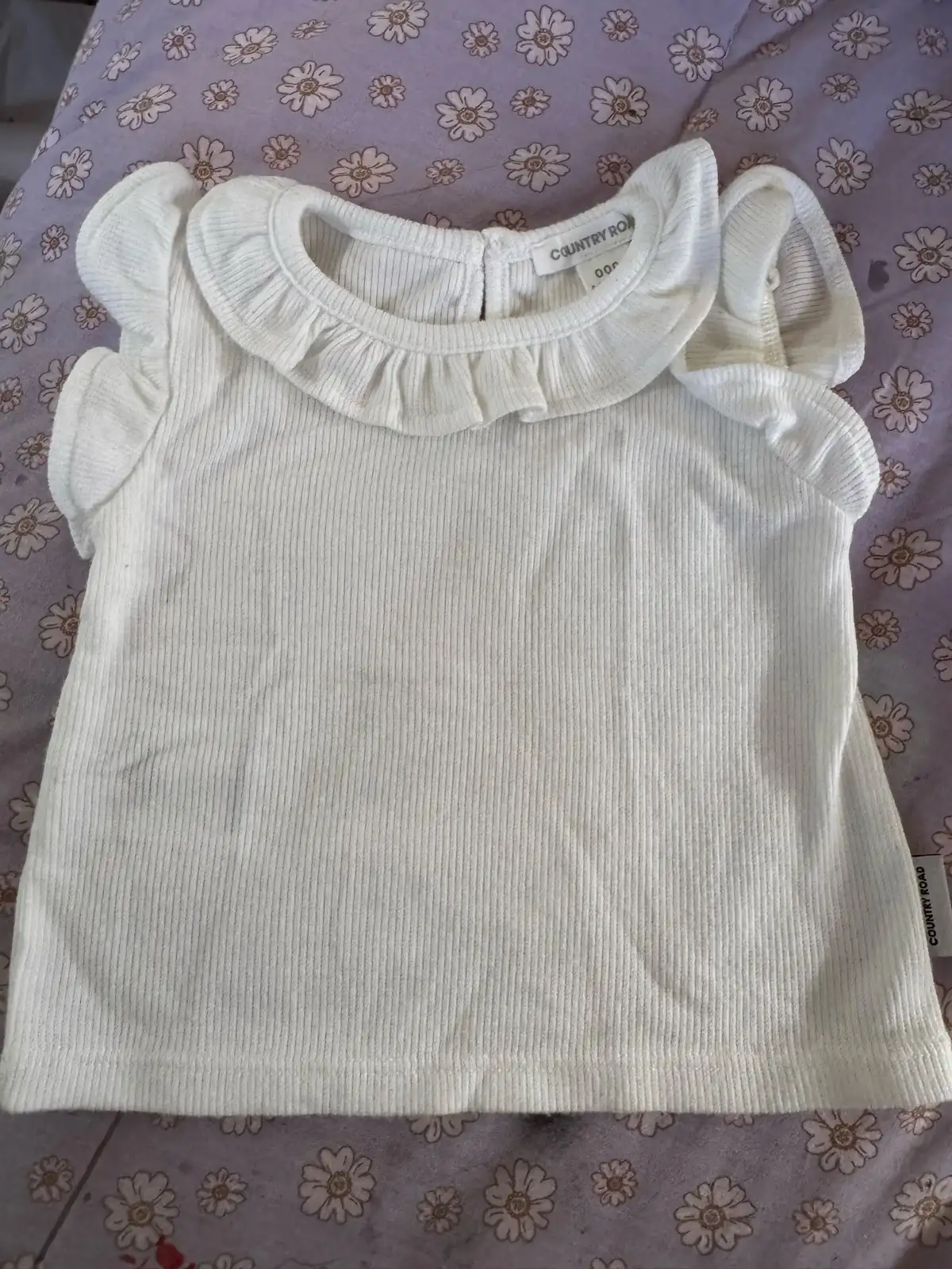 Country road baby girl outfit sz 000 – photo 6