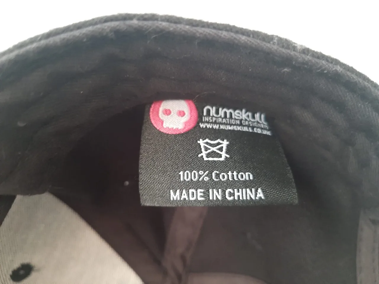 Numskull Black snap-back cap — photo 4