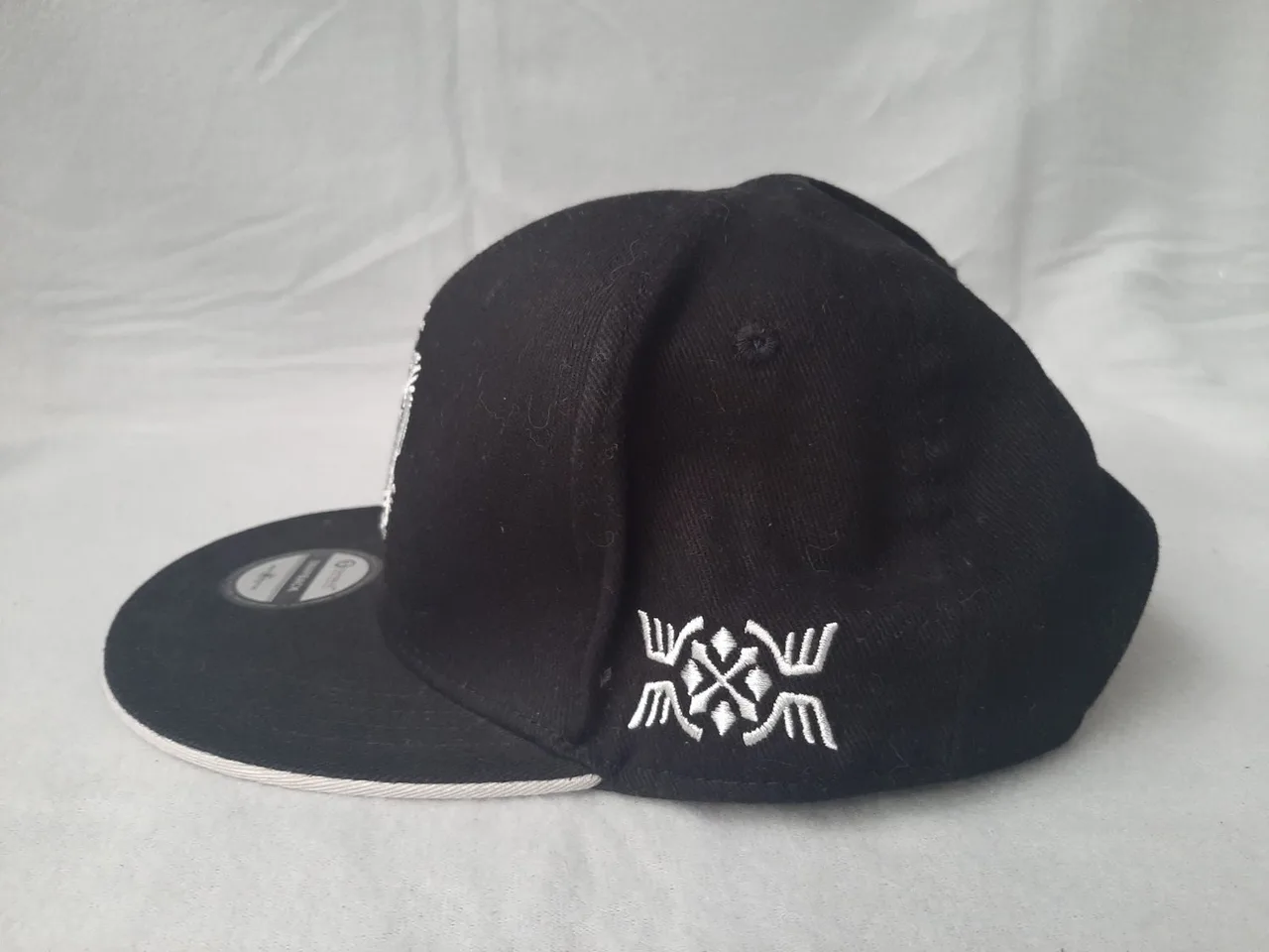 Numskull Black snap-back cap — photo 2