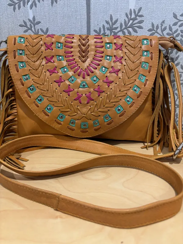 Artisan leather bag