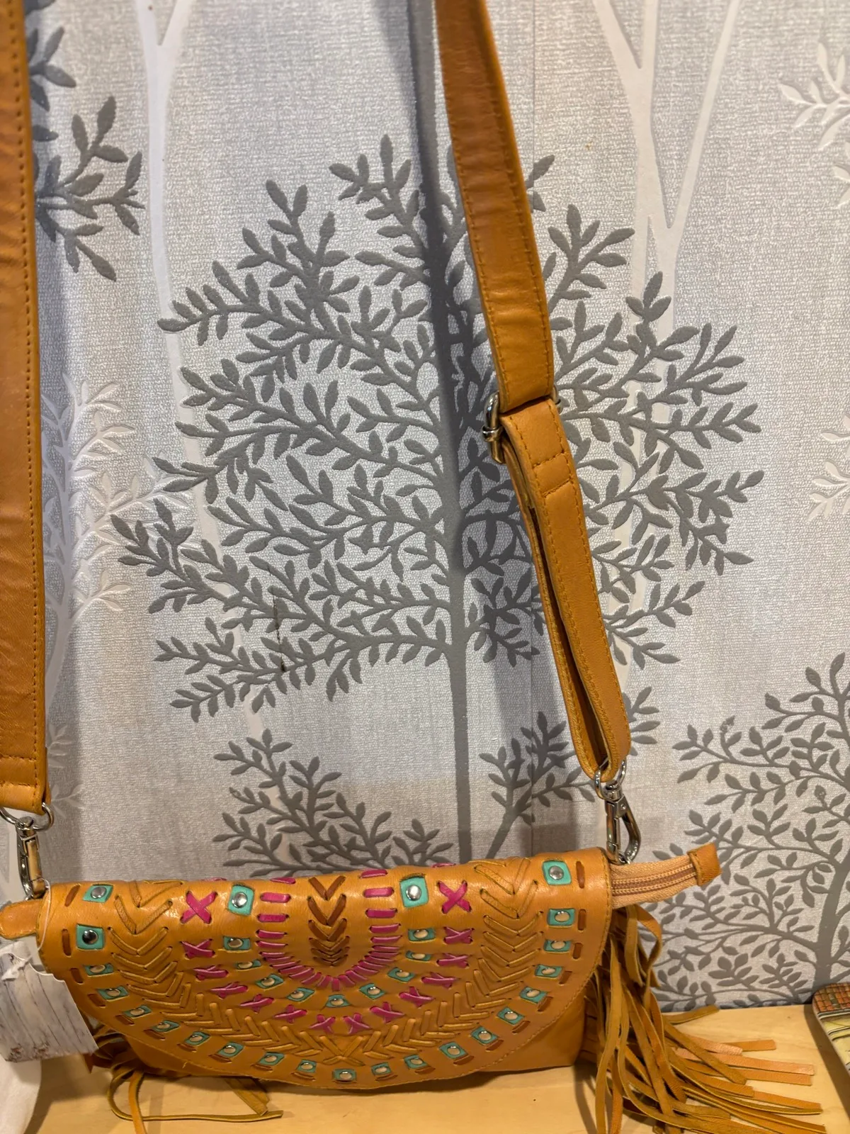 Artisan leather bag — photo 5