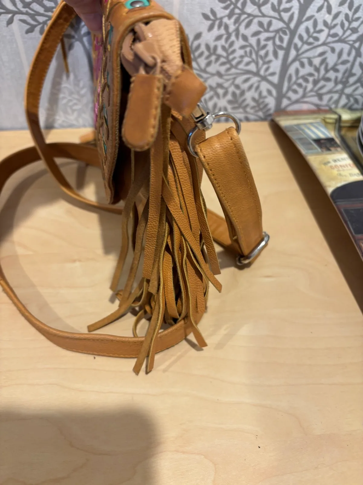 Artisan leather bag — photo 3