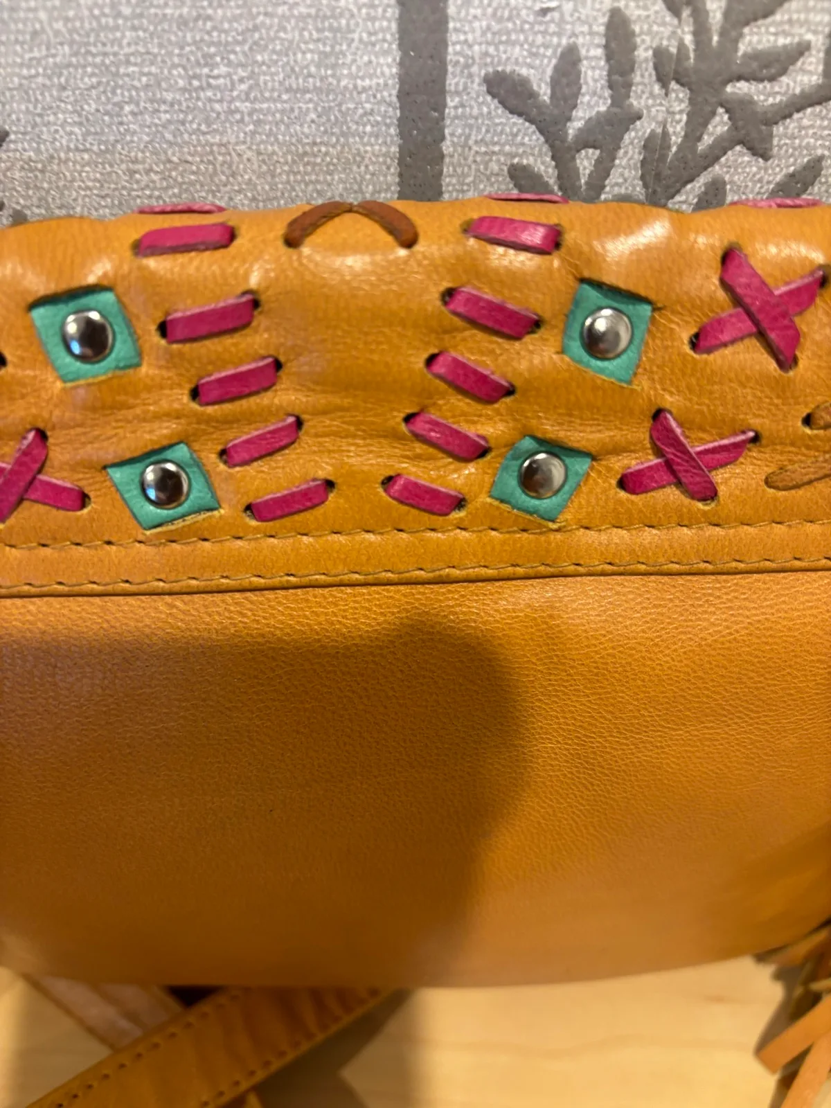 Artisan leather bag — photo 6