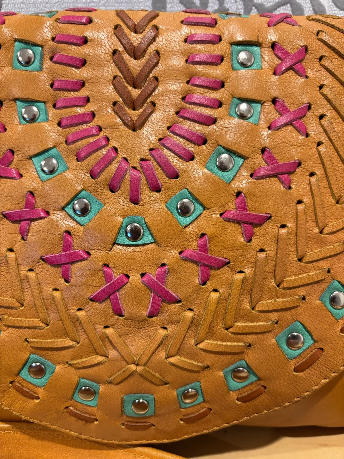 Artisan leather bag — photo 2