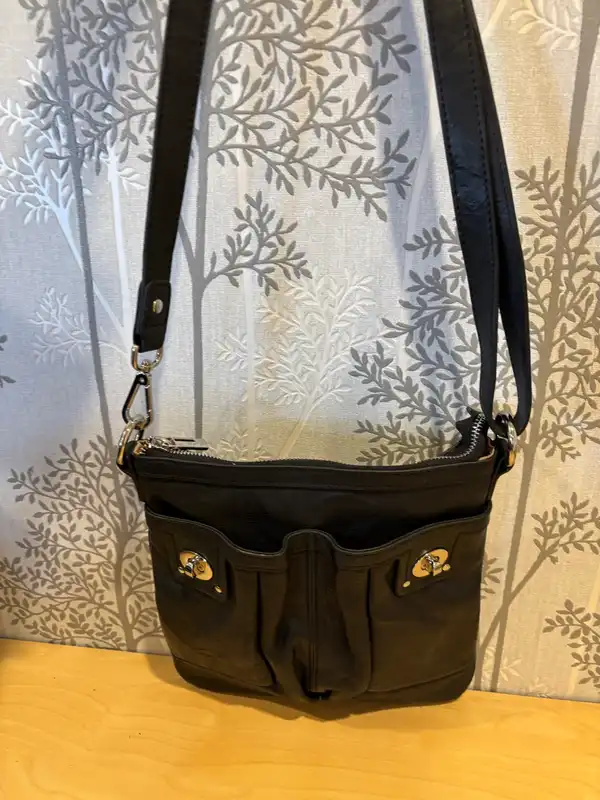 Pink corporation leather bag