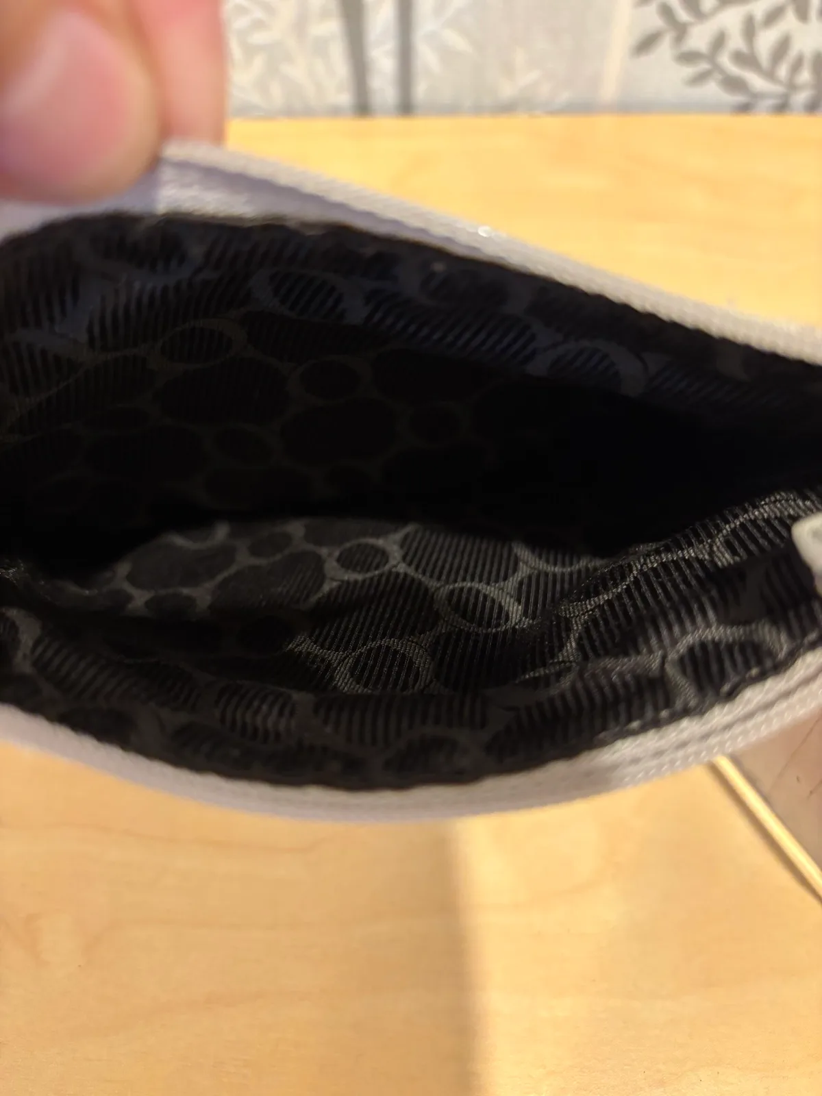 Oroton clip in pouch – photo 3