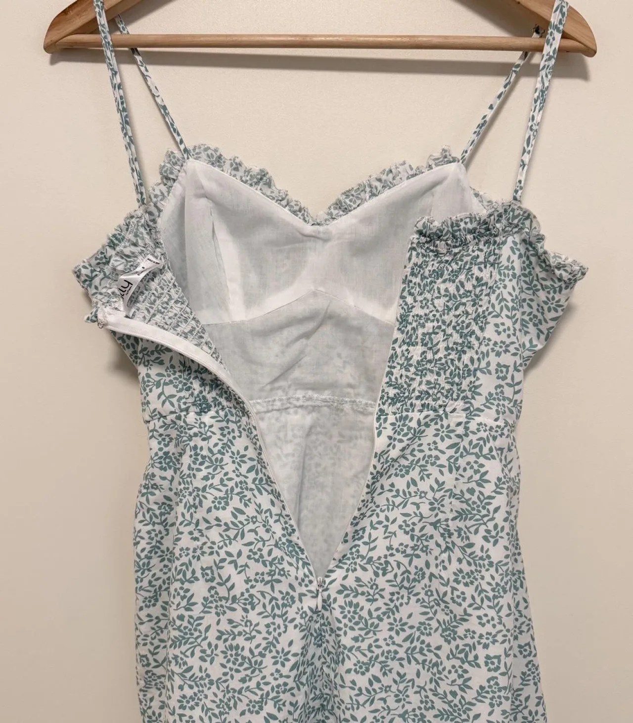 Ally Green Floral Wrap Mini Dress with Tie Waist - AU 8 — photo 6