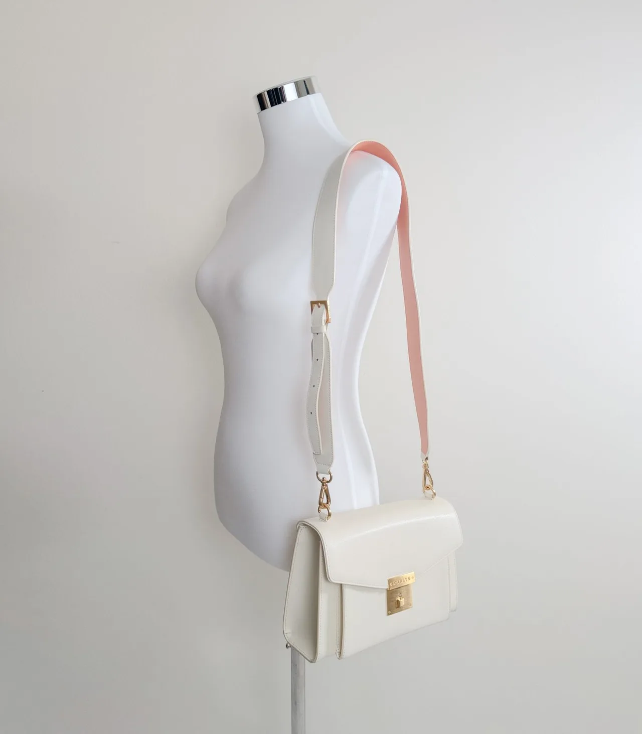 Carlyn Ivory Genuine Leather Structured 3-Ways Bag — photo 3