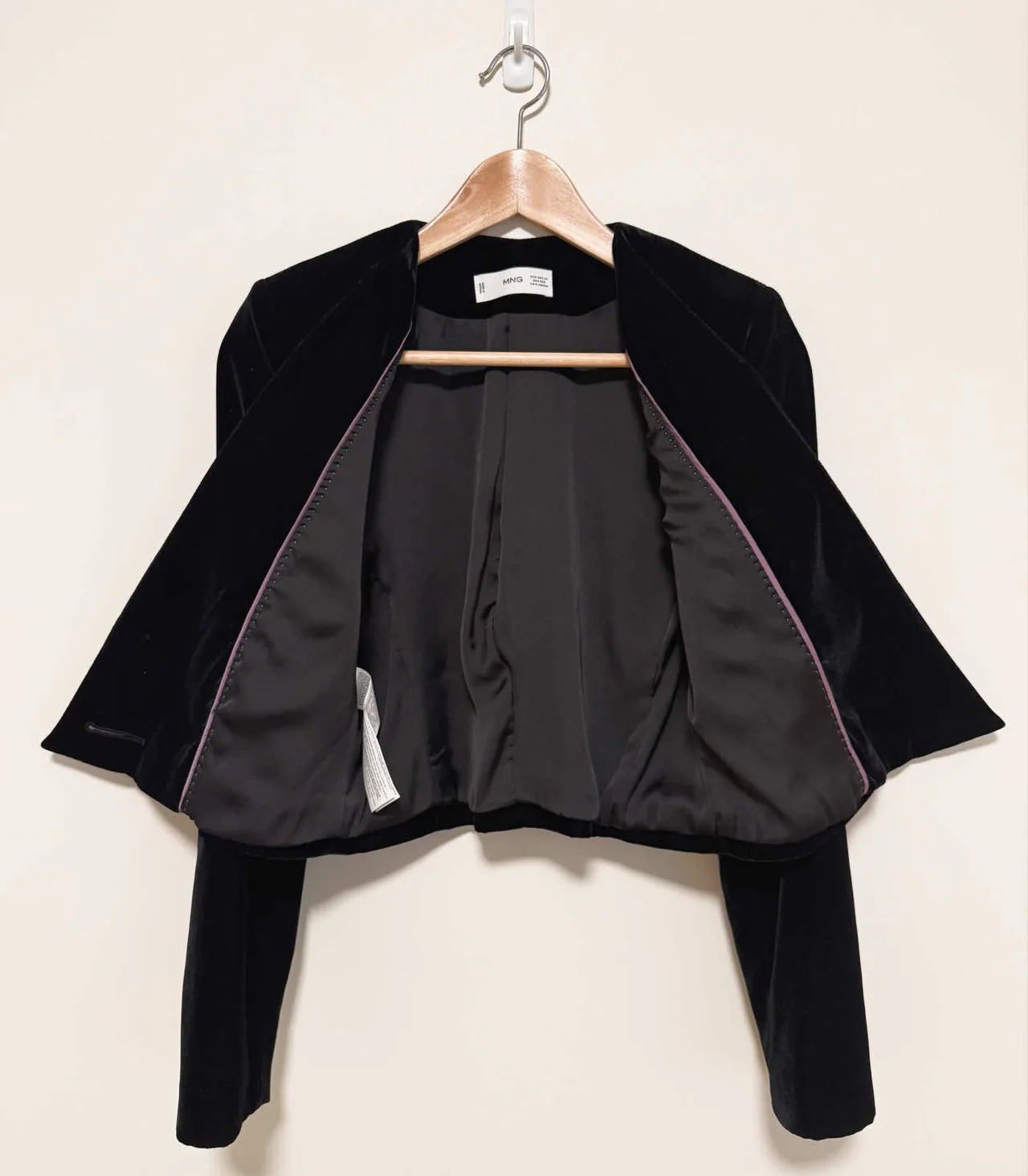 Mango Women's Black Velvet Cropped Open Front Jacket - XS — photo 4