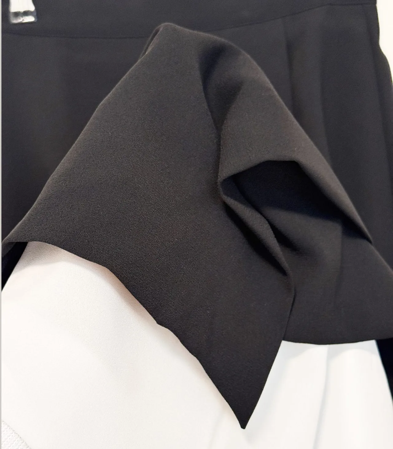 Angbutter Black Layered Midi Wrap Skirt with White Underlay - XS — photo 7