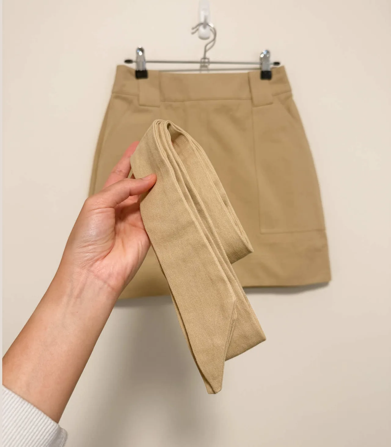 Calli Butter Beige High-waisted Cotton Mini Skirt with a waist tie - AU 6 — photo 9