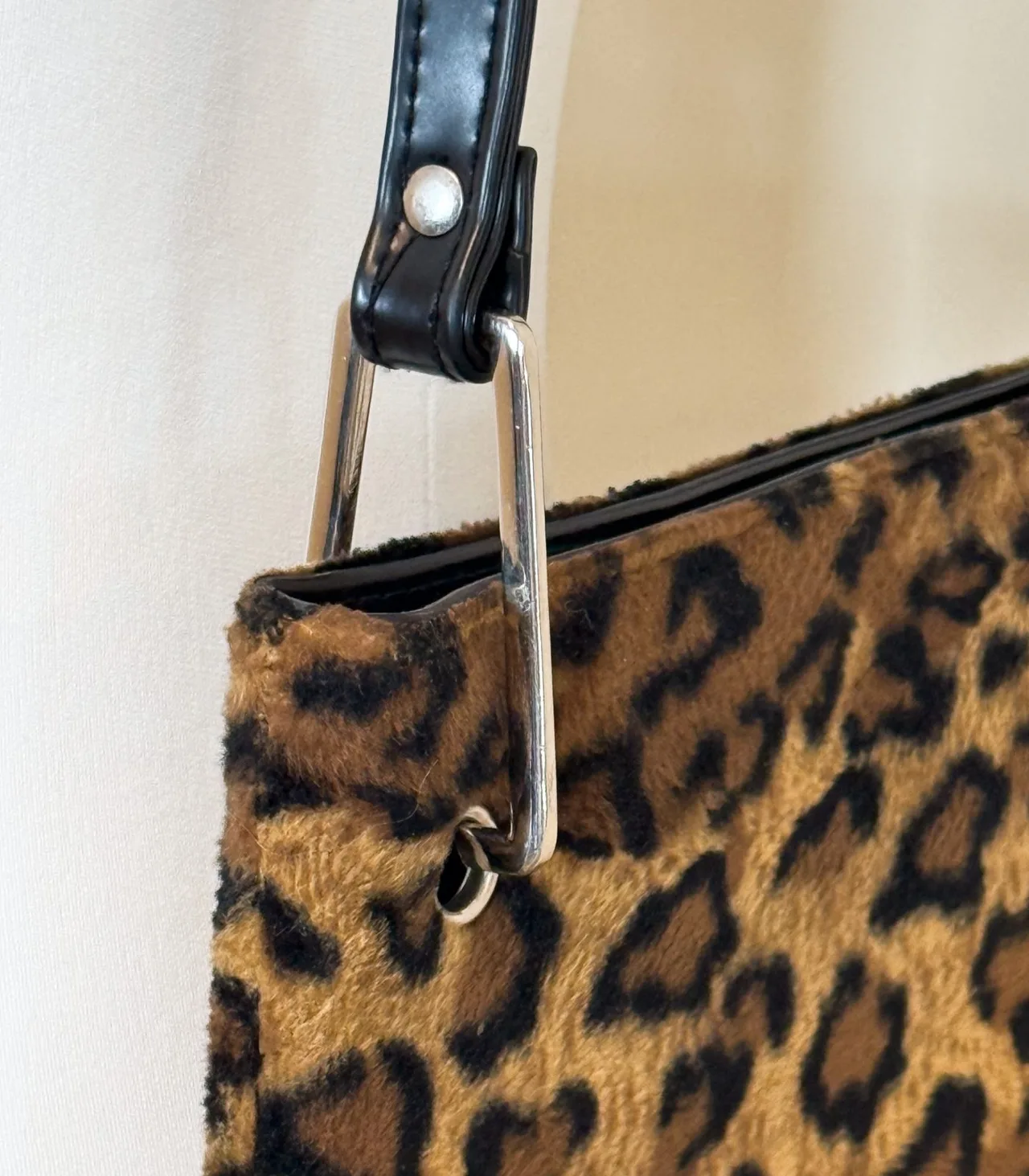 Leopard Print Brown Faux Fur Shoulder Bag — photo 4