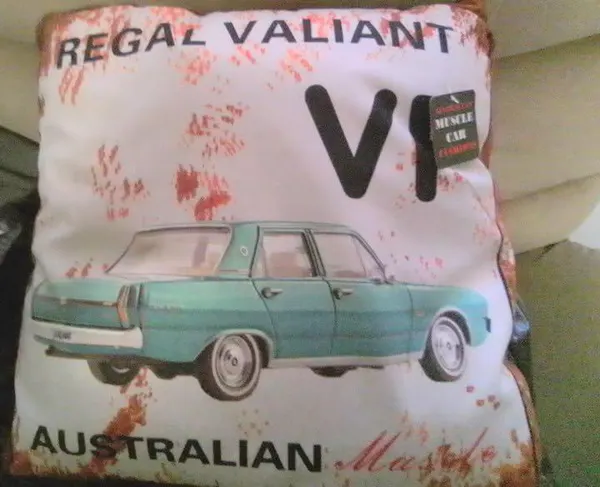 VF REGAL VALIANT CUSHION