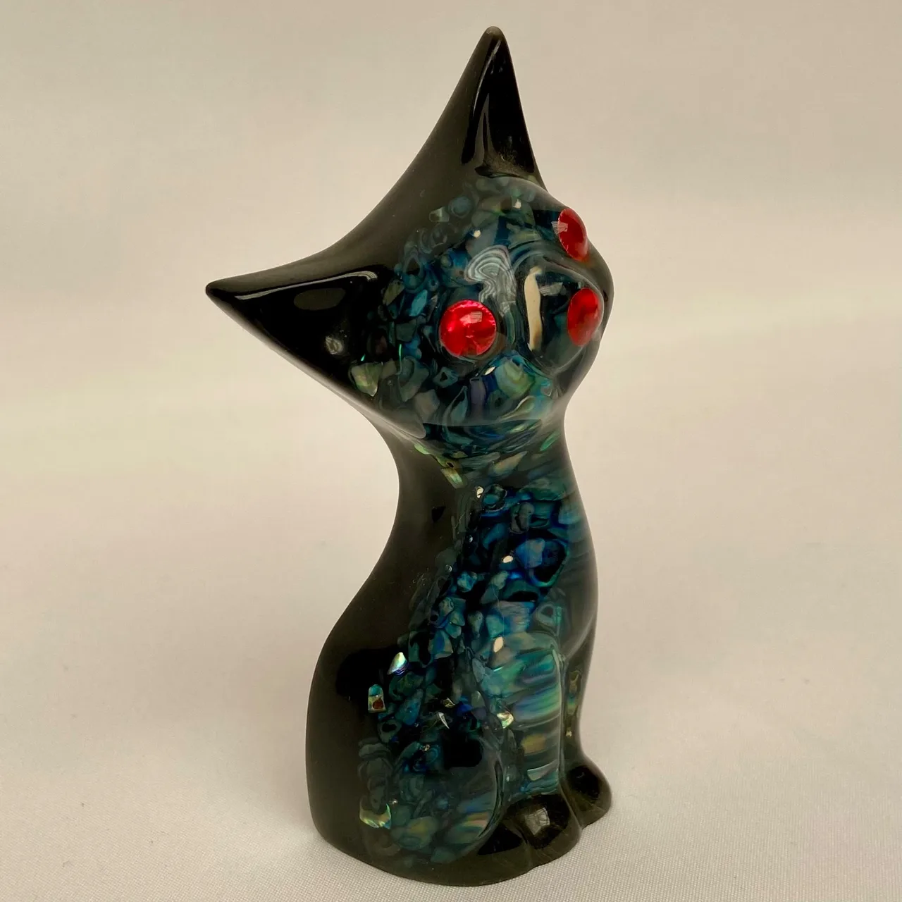Vintage Paua Shell Cat — photo 2