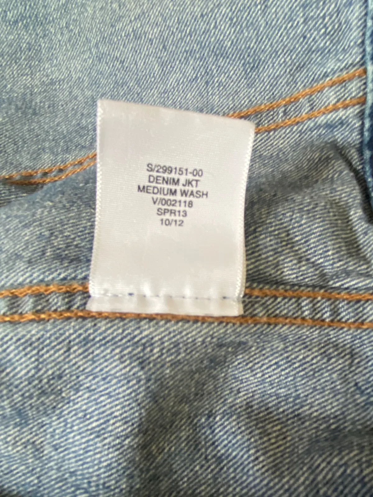 Baby Gap Denim Jacket size 18 - 24 months — photo 5