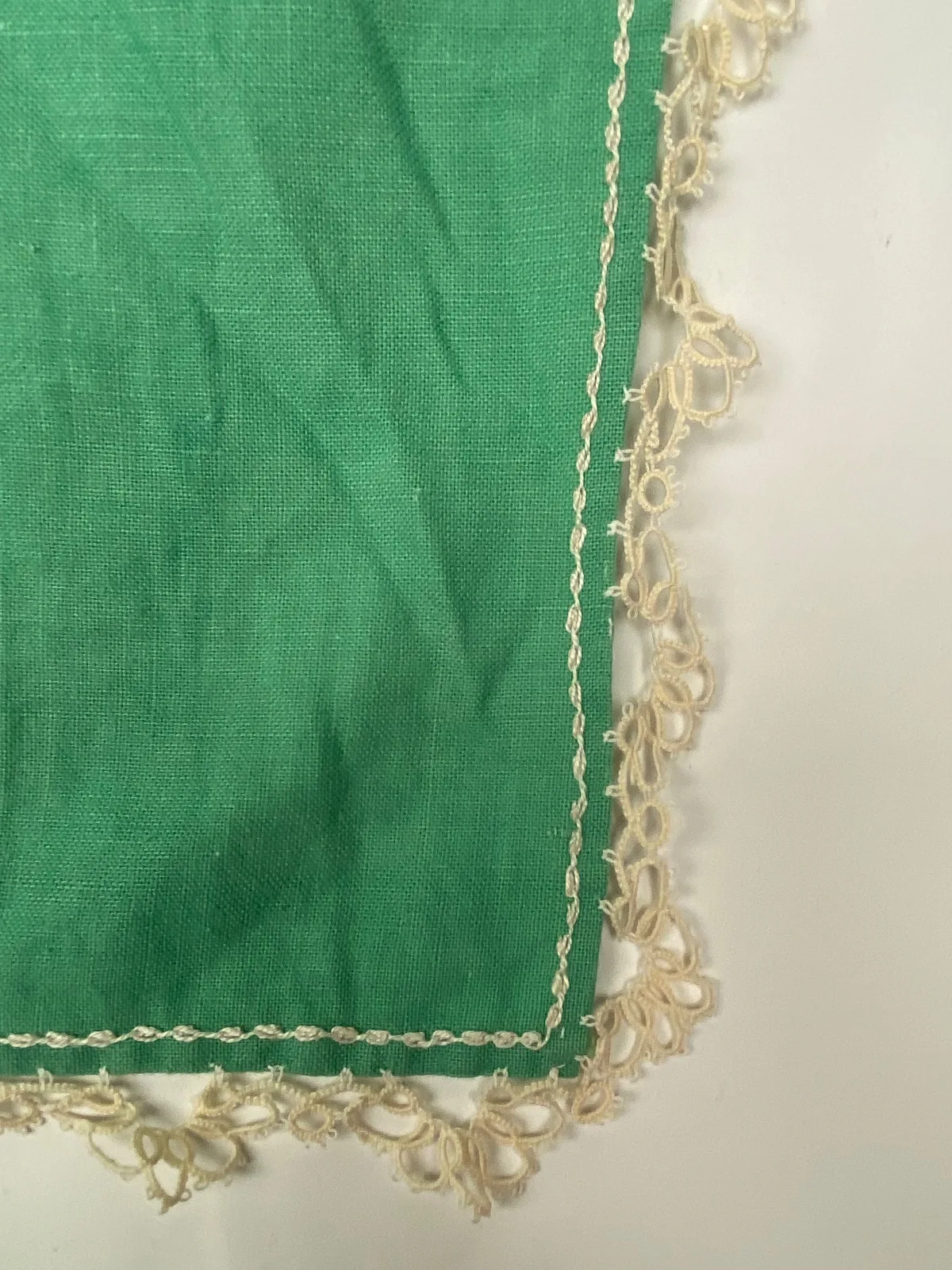 Vintage 1950s Mint Green Tablecloth Handmade Great Condition — photo 5
